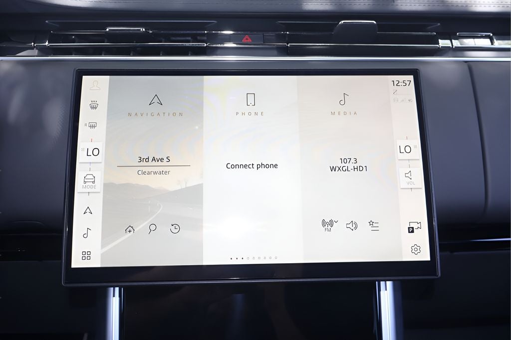 2026 Land Rover Range Rover SE LWB