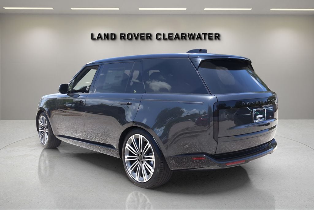 2026 Land Rover Range Rover SE LWB