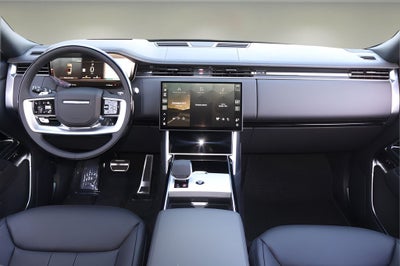 2026 Land Rover Range Rover SE LWB