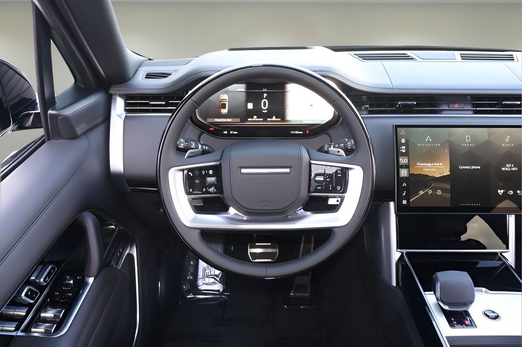 2026 Land Rover Range Rover SE LWB