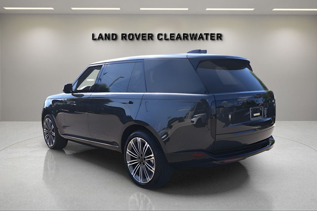 2026 Land Rover Range Rover SE LWB