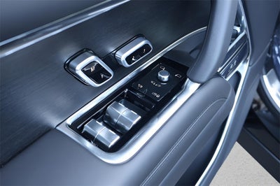 2026 Land Rover Range Rover SE LWB