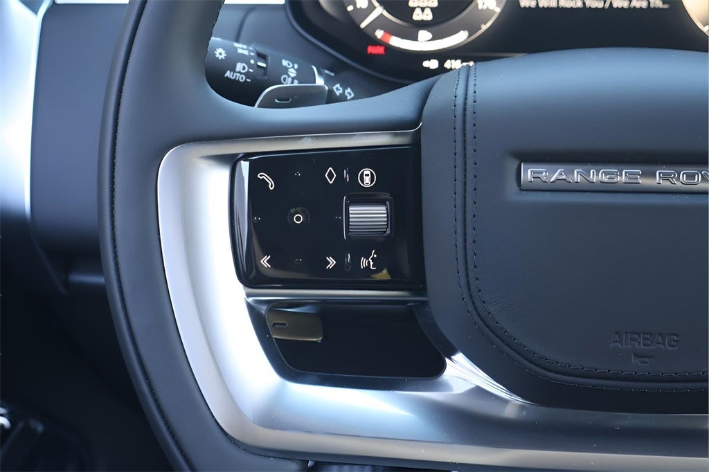 2026 Land Rover Range Rover SE LWB