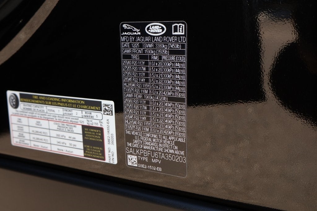 2026 Land Rover Range Rover SE LWB