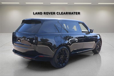2026 Land Rover Range Rover SE LWB
