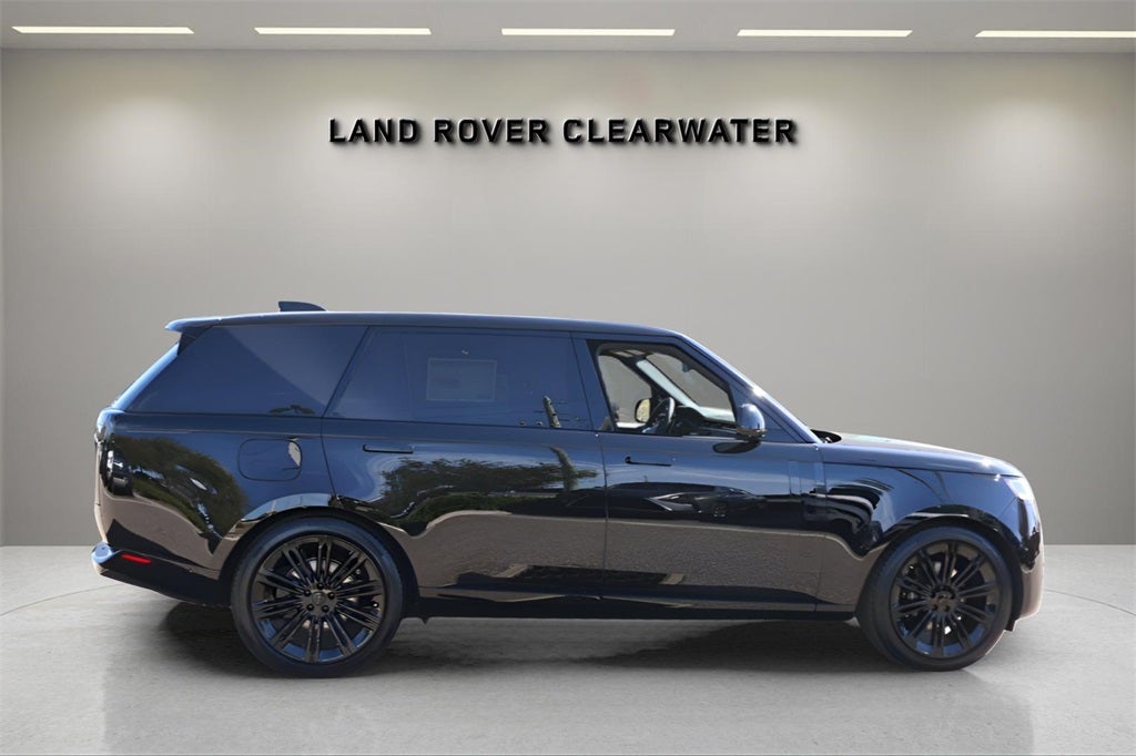 2026 Land Rover Range Rover SE LWB