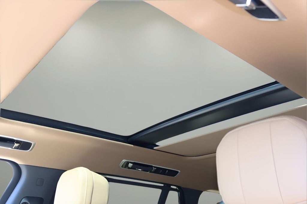 2026 Land Rover Range Rover SE LWB