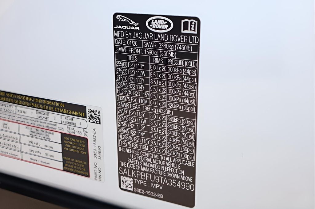 2026 Land Rover Range Rover SE LWB