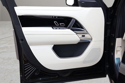 2026 Land Rover Range Rover SE LWB