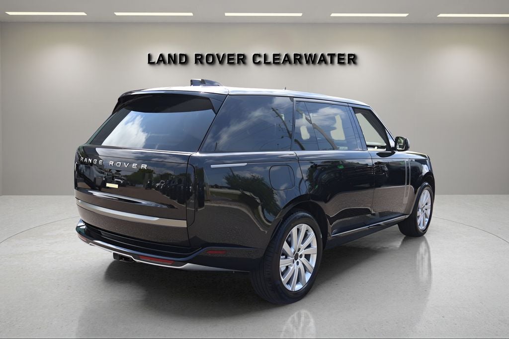 2026 Land Rover Range Rover SE LWB