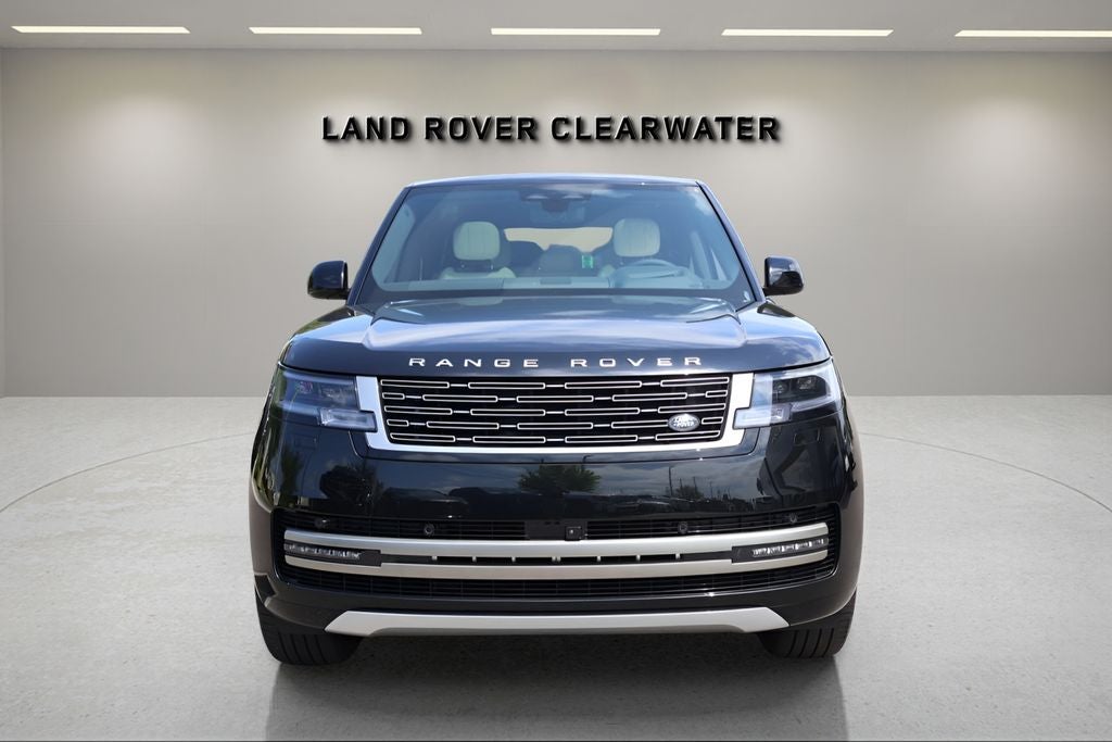 2026 Land Rover Range Rover SE LWB