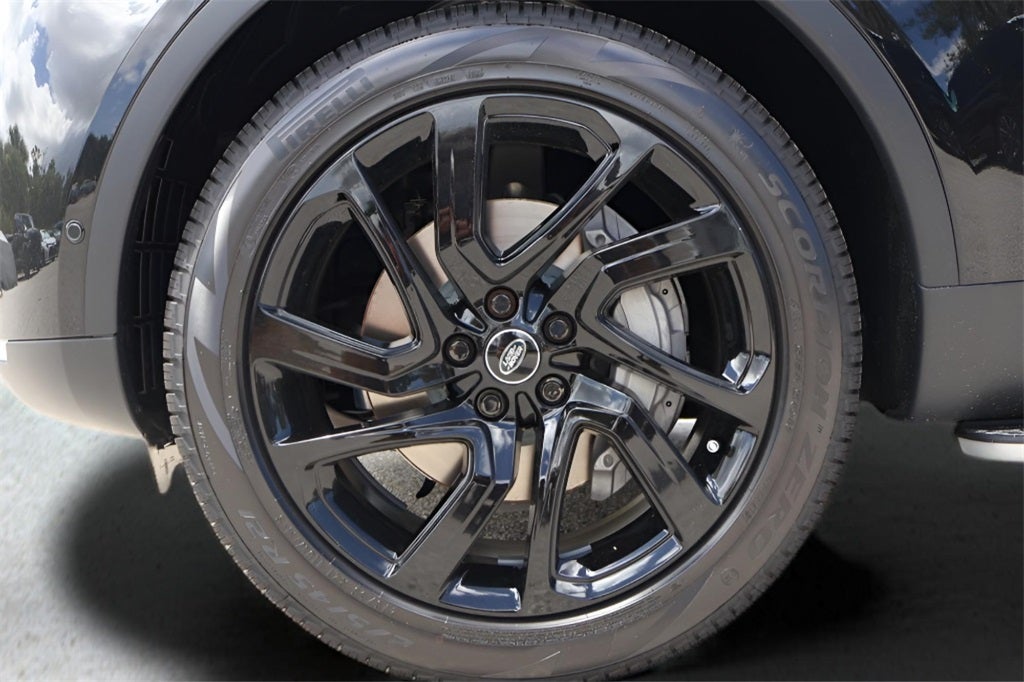 2025 Land Rover Discovery S