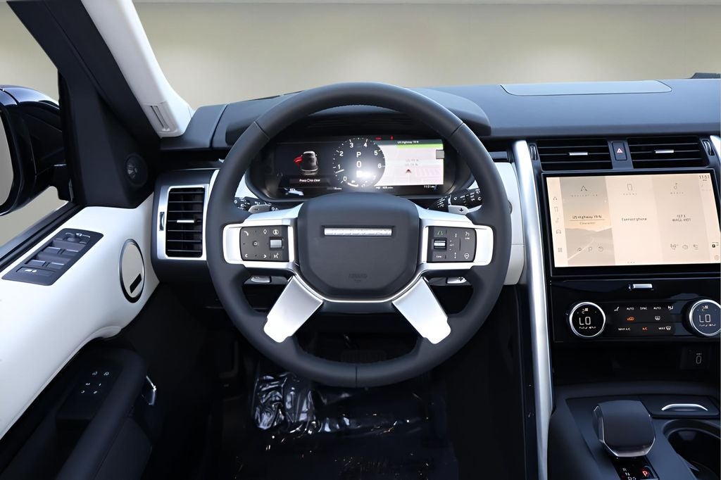 2026 Land Rover Discovery S