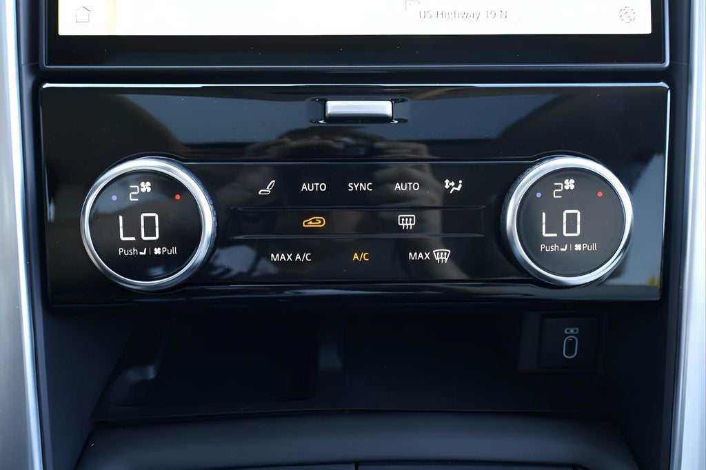 2026 Land Rover Discovery S