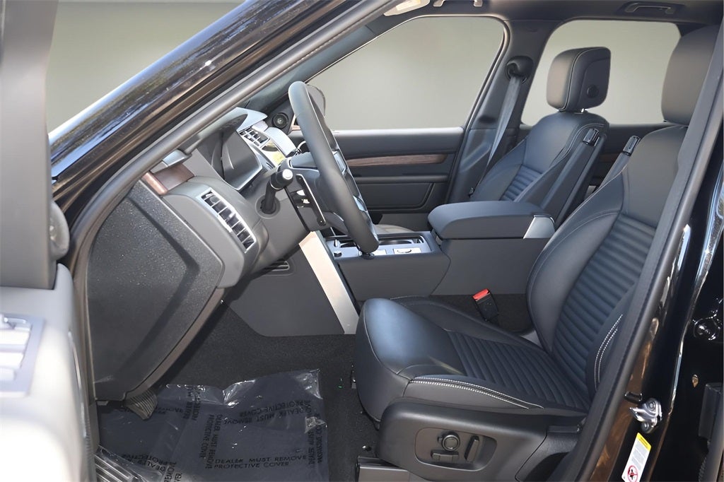 2026 Land Rover Discovery S