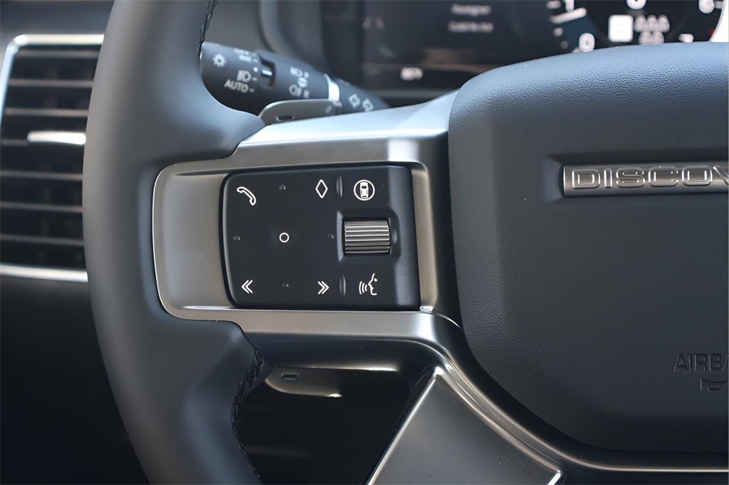 2026 Land Rover Discovery S