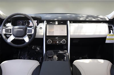 2025 Land Rover Discovery S