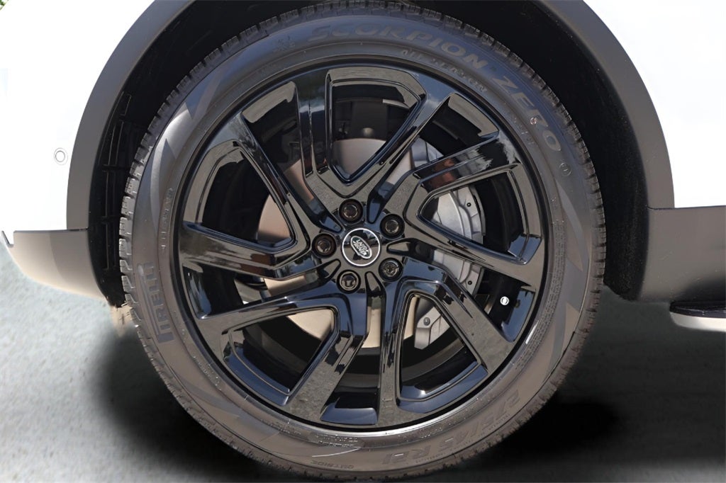 2025 Land Rover Discovery S