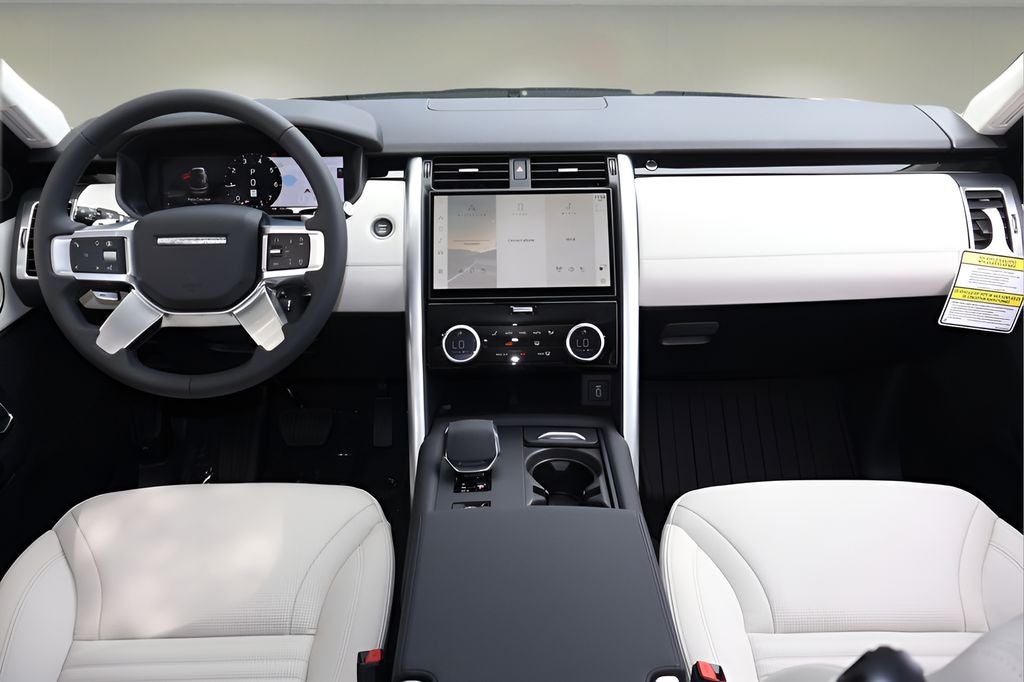 2026 Land Rover Discovery S