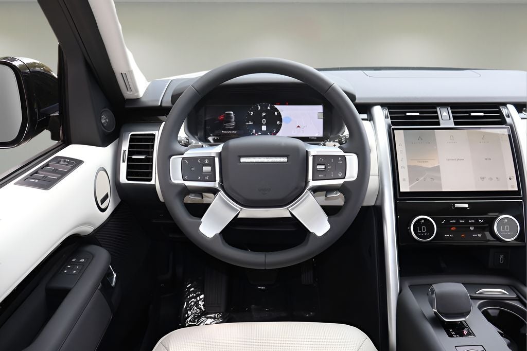 2026 Land Rover Discovery S