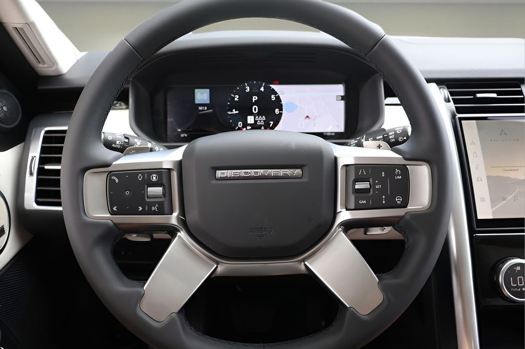 2026 Land Rover Discovery S