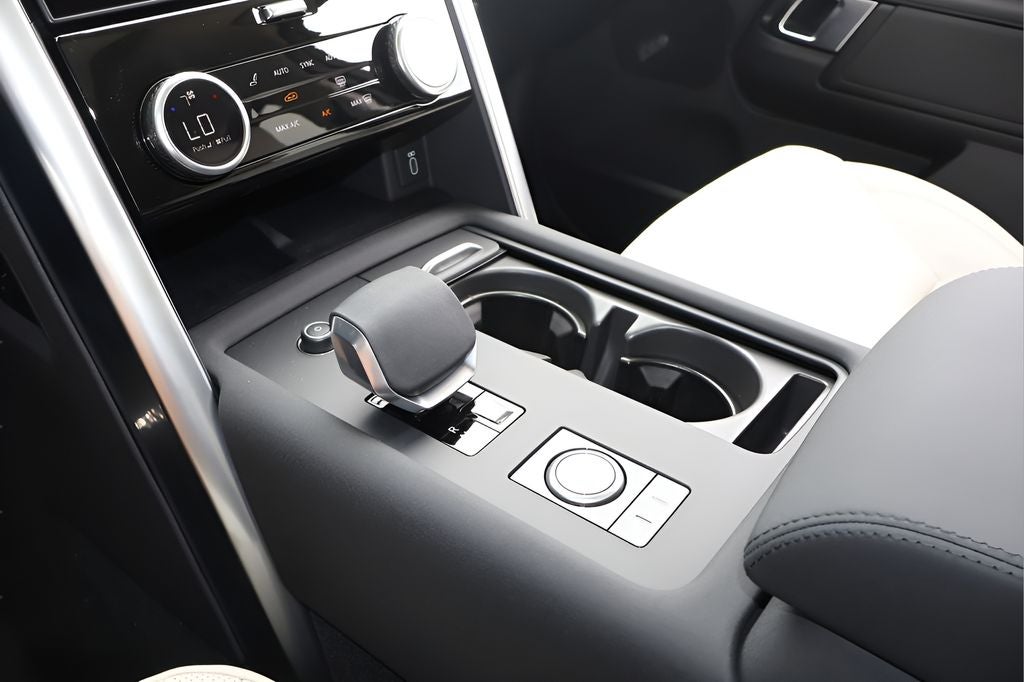 2026 Land Rover Discovery S