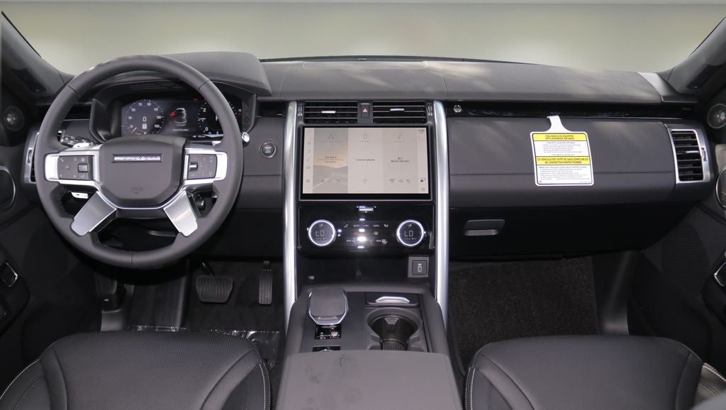 2026 Land Rover Discovery S