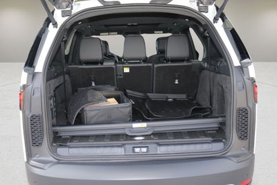 2026 Land Rover Discovery S