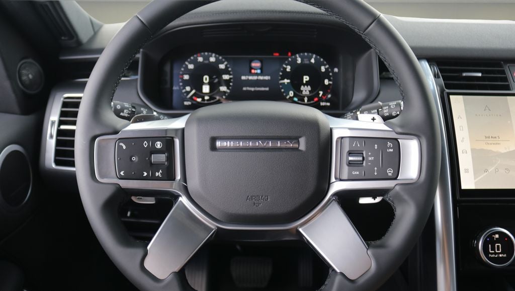2026 Land Rover Discovery S