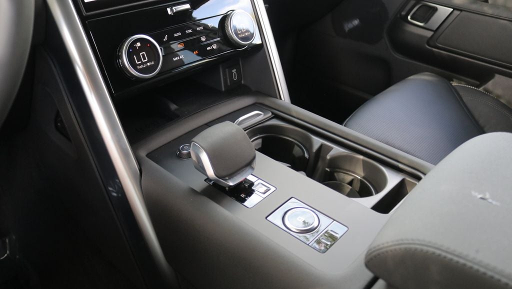 2026 Land Rover Discovery S