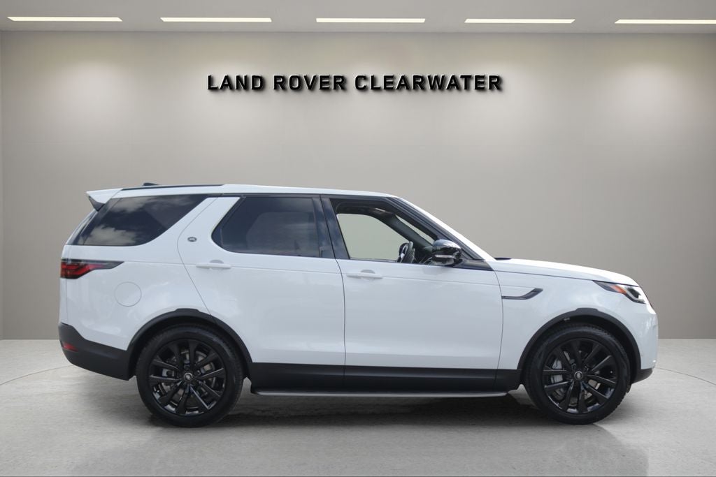 2026 Land Rover Discovery S