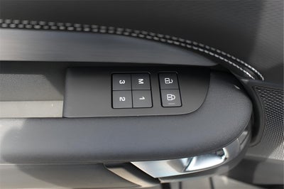 2025 Land Rover Discovery Dynamic SE