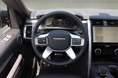 2025 Land Rover Discovery Dynamic SE