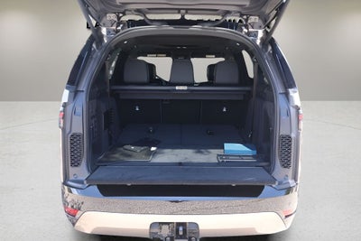 2026 Land Rover Discovery Dynamic SE