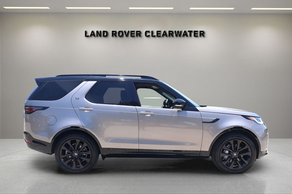 2026 Land Rover Discovery Dynamic SE