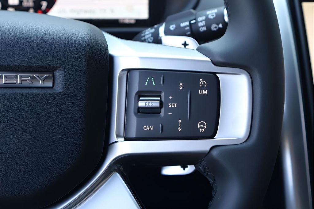 2026 Land Rover Discovery Dynamic SE