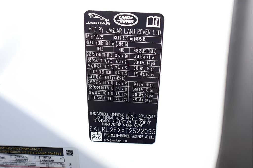 2026 Land Rover Discovery Dynamic SE