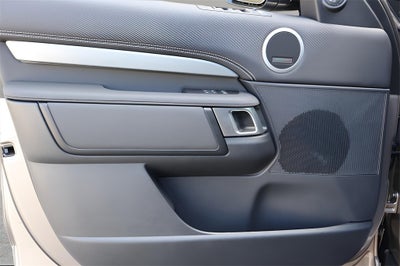 2025 Land Rover Discovery Dynamic SE