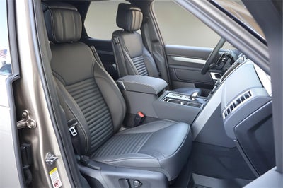 2025 Land Rover Discovery Dynamic SE