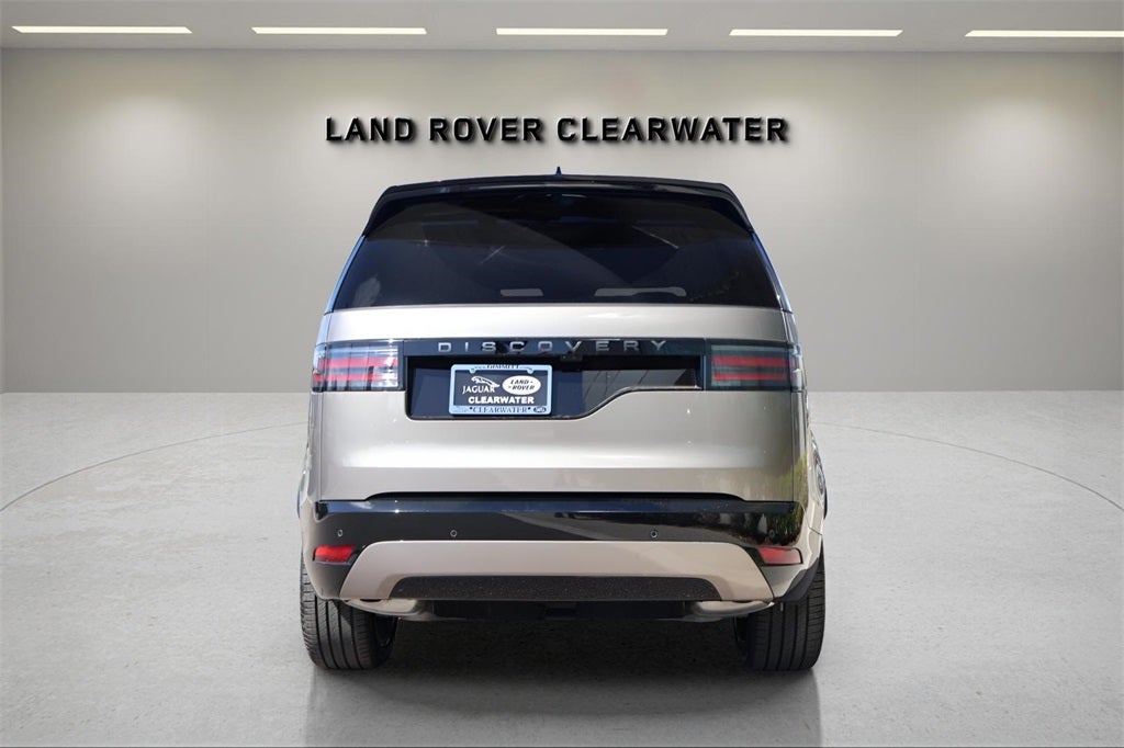 2025 Land Rover Discovery Dynamic SE