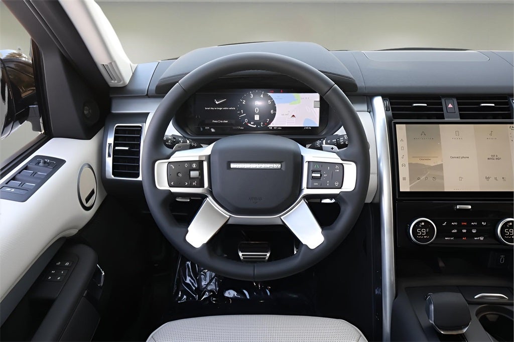 2026 Land Rover Discovery Tempest Edition