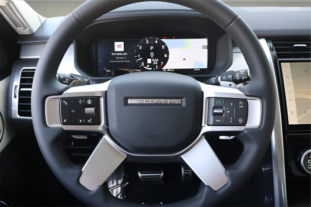 2026 Land Rover Discovery Tempest Edition