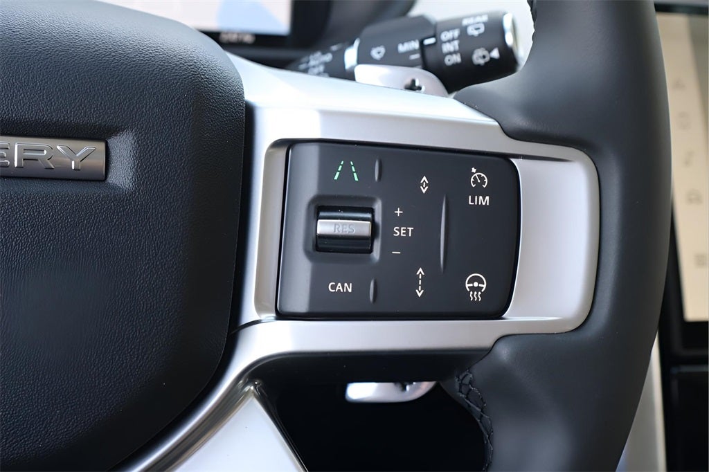 2026 Land Rover Discovery Tempest Edition