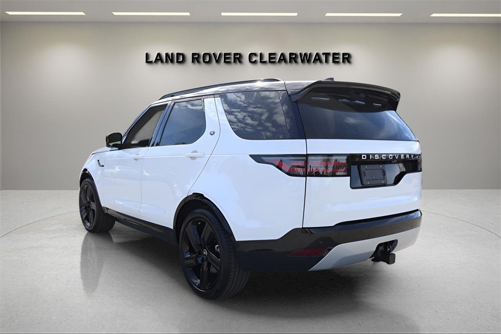 2026 Land Rover Discovery Tempest Edition