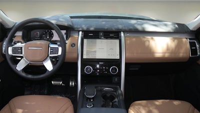 2026 Land Rover Discovery Base