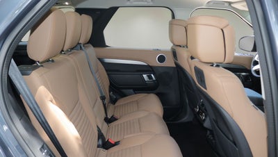 2026 Land Rover Discovery Base