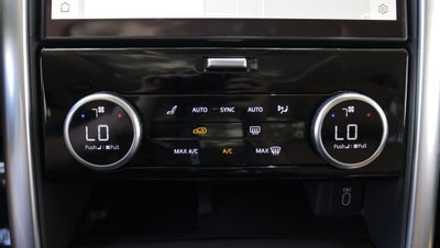 2026 Land Rover Discovery Base