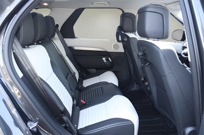 2026 Land Rover Discovery Tempest Edition