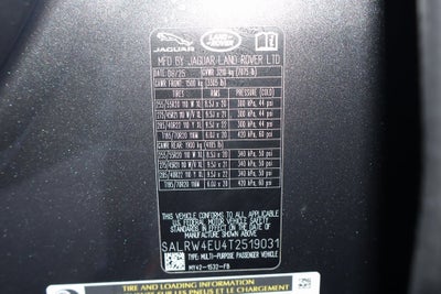 2026 Land Rover Discovery Tempest Edition