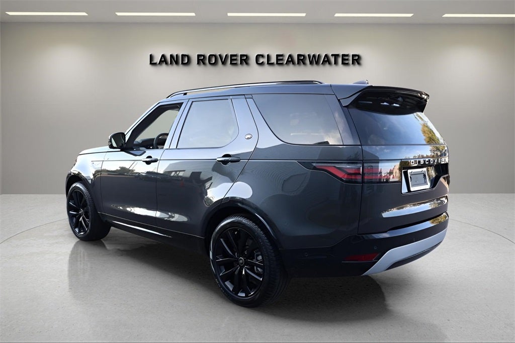 2026 Land Rover Discovery Tempest Edition